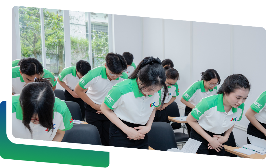 日本専門技能中等専門学校→ sau đó JPC／本校