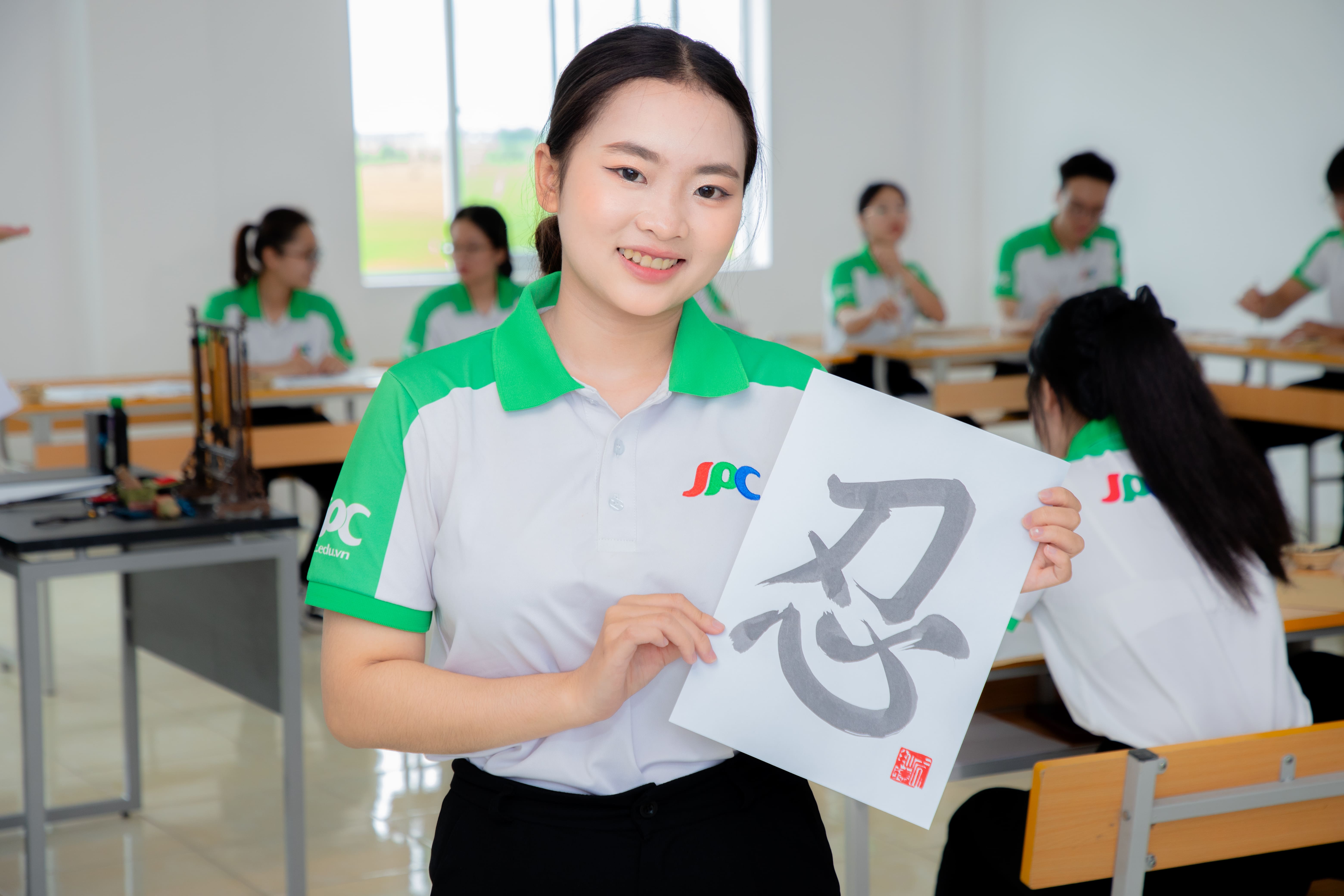 日本専門技能中等専門学校→ sau đó JPC／本校